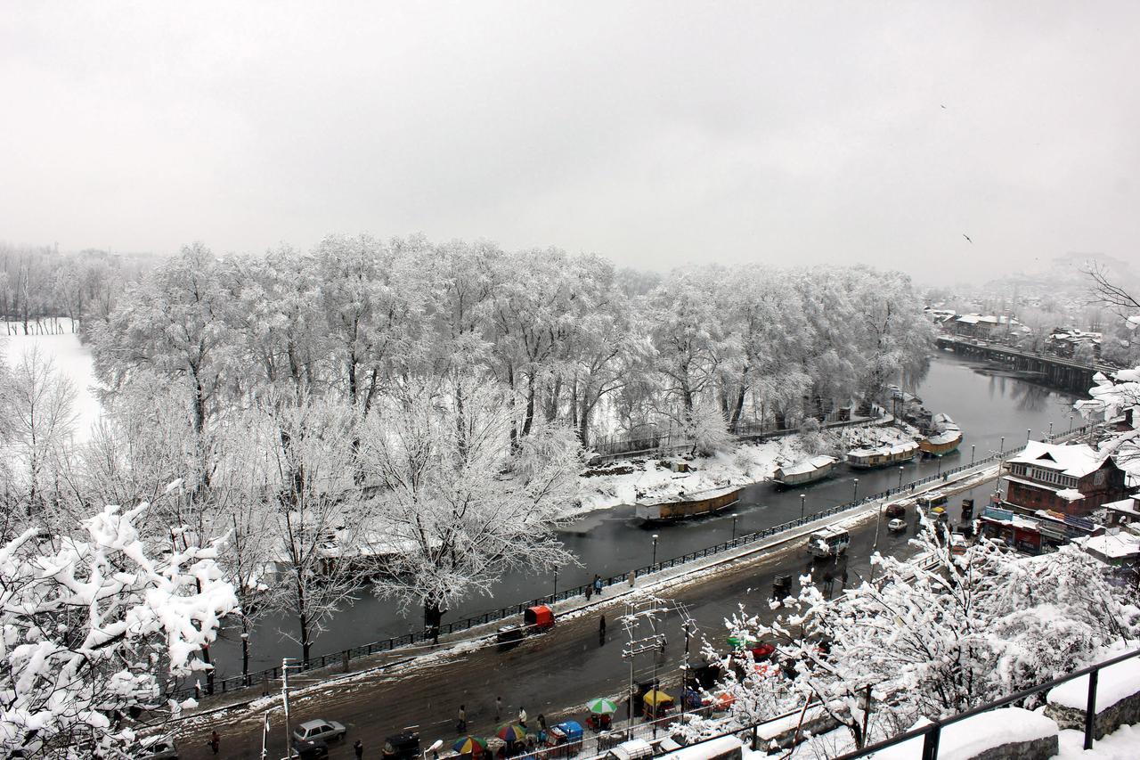 ホテルMorning Star Group Of Houseboats Srīnagar エクステリア 写真